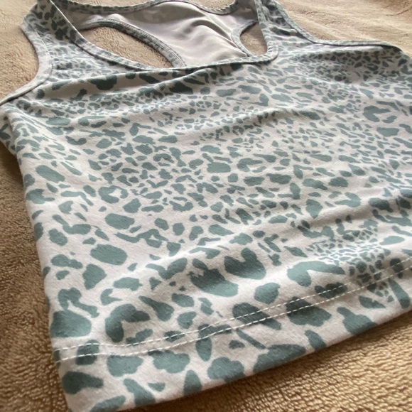 CHEETAH COMPRESSION CROP TANK - Picture 3 of 3